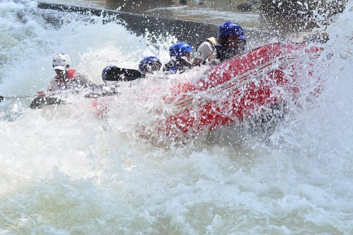 Take on powerful rapids with greatest white water rafting challenge–Kithulgala - Photo 1 of 4